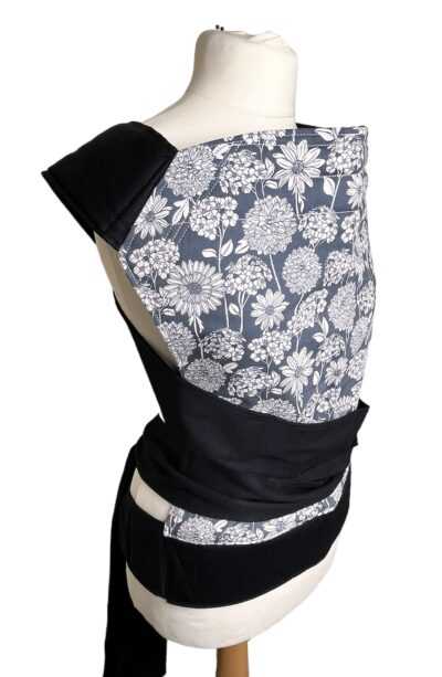 Grey floral Mei Dai - Image 3